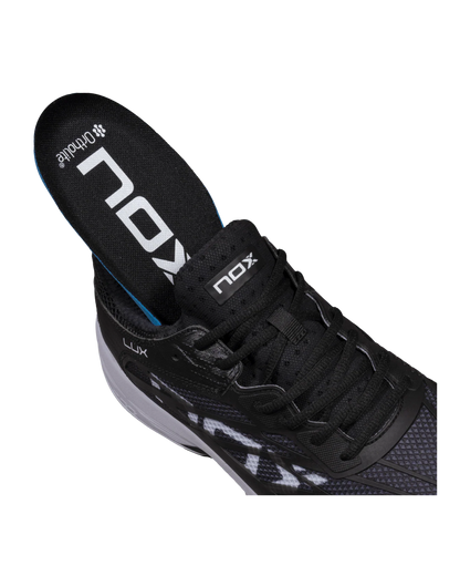 AT10 LUX BLACK WHITE TENIS DE PÁDEL