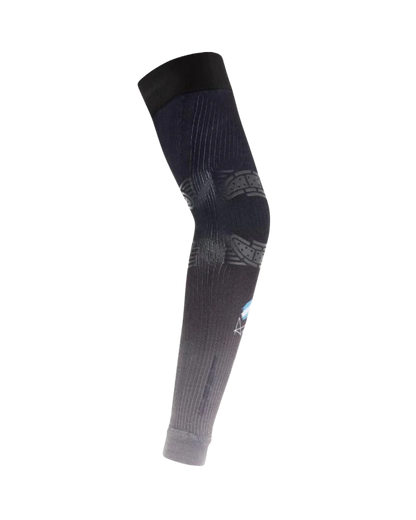 FLOKY NO STRAIN MANGA DE COMPRESIÓN AGUSTIN TAPIA